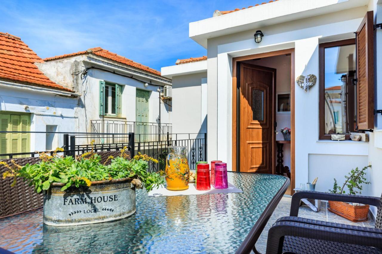 Petradi Town Apartment سكوبيلوس تاون المظهر الخارجي الصورة